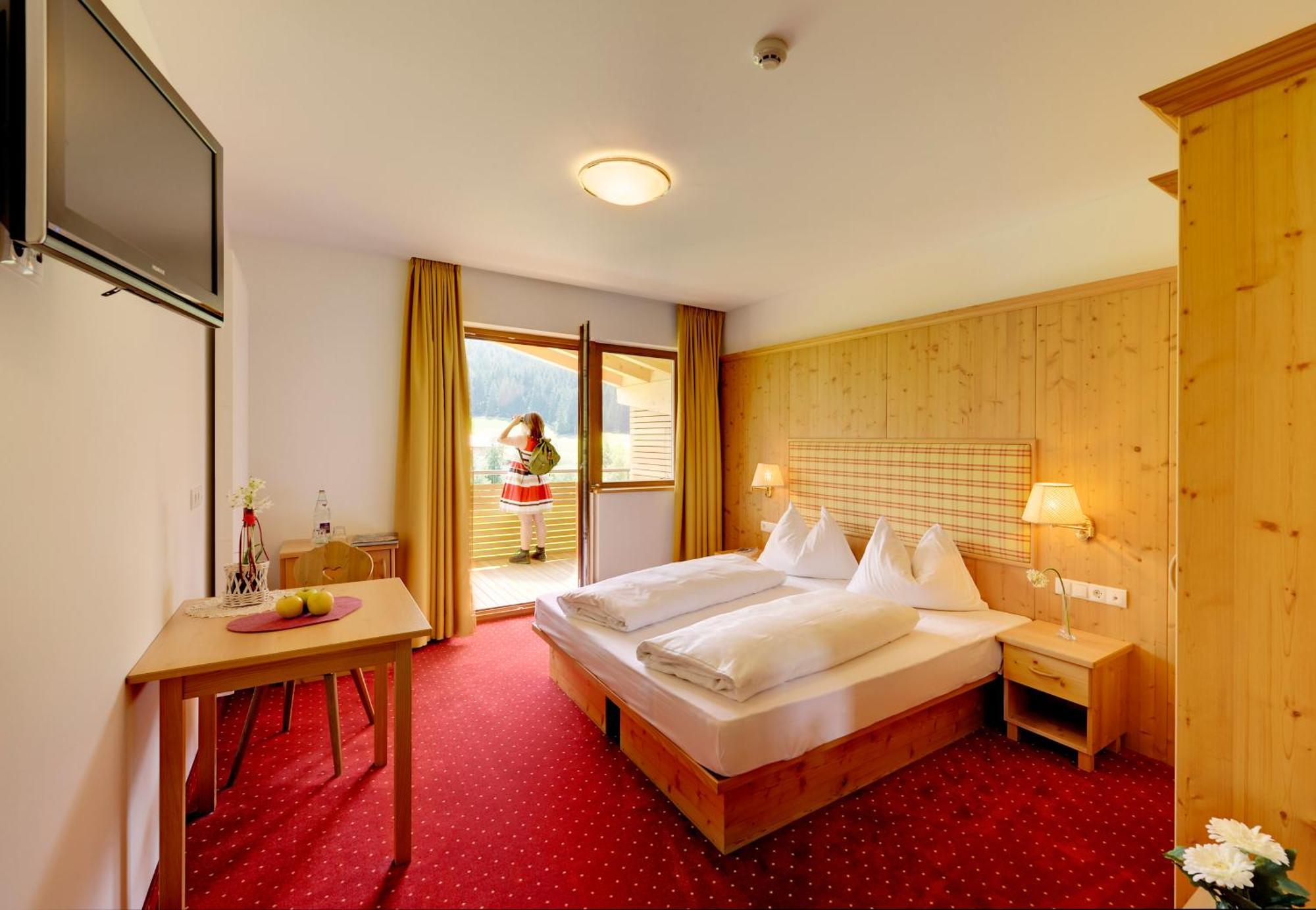 Helmhotel San Candido Exterior foto