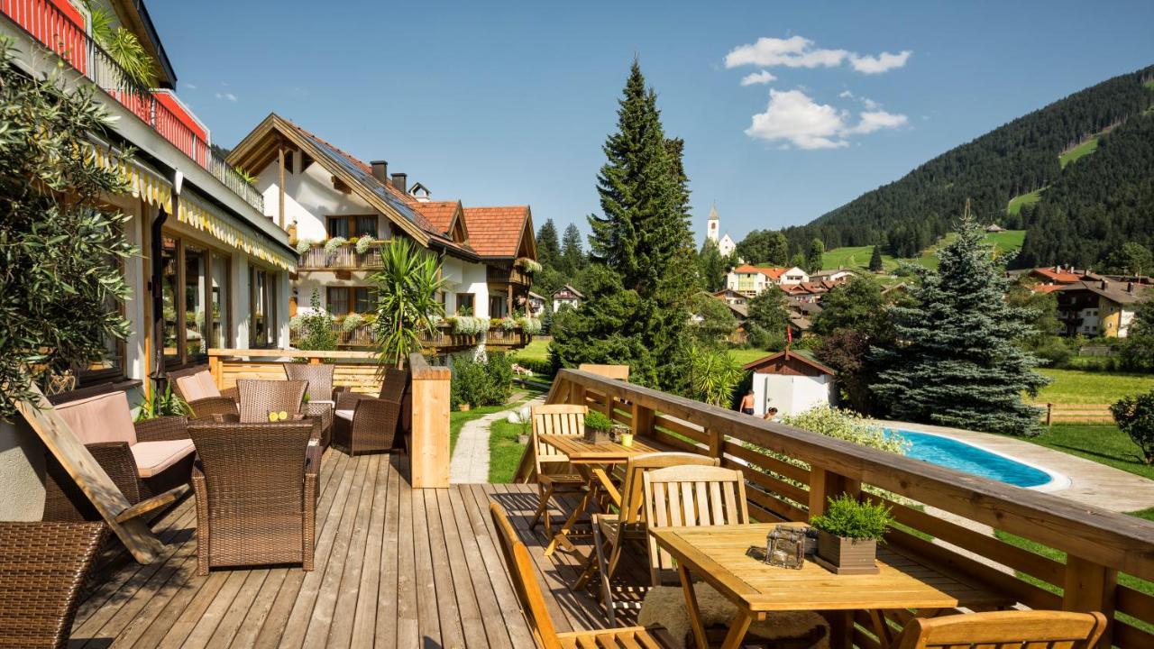 Helmhotel San Candido Exterior foto