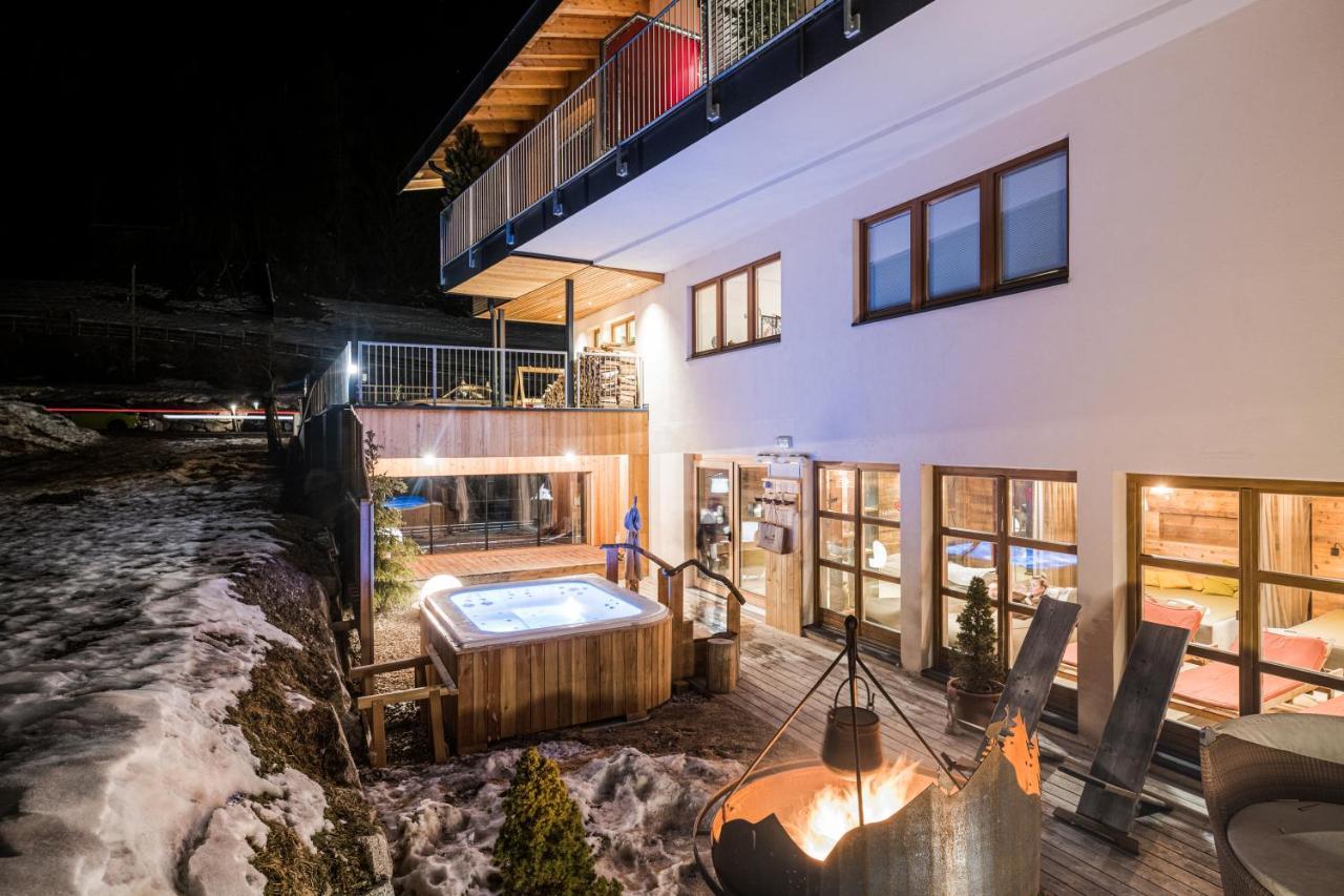 Helmhotel San Candido Exterior foto